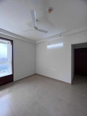 Room in 2 BHK Apartment at Bhartiya Nikoo Homes Phase 2, Thanisandra Main Road – for Rent