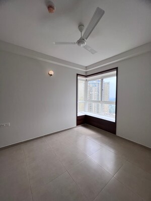 Room in 2 BHK Apartment at Bhartiya Nikoo Homes Phase 2, Thanisandra Main Road – for Rent