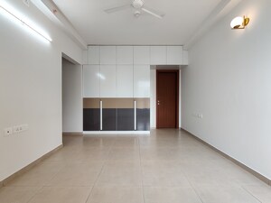 Room in 2 BHK Apartment at Bhartiya Nikoo Homes Phase 2, Thanisandra Main Road – for Rent
