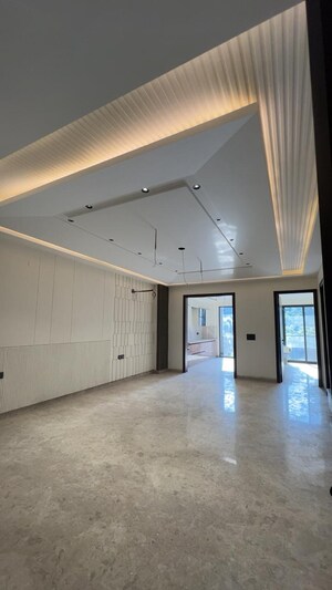 Building Lobby in 4 BHK Builder Floor at Ashok Vihar – for Sale