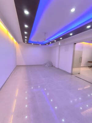 Furnished Amenities in 3 BHK Builder Floor at Sushant Lok I – for Rent