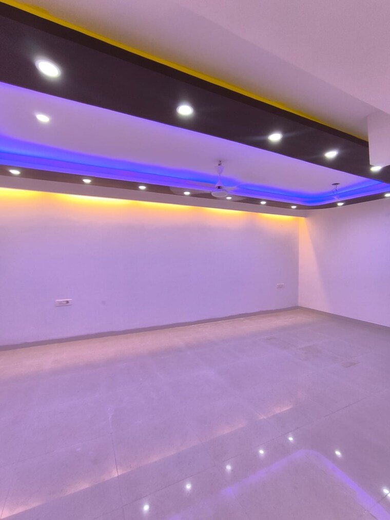 undefined, sushant lok i 3 Bedroom 500 Sq.Yd. Builder Floor In Sushant Lok I Gurgaon 10418084