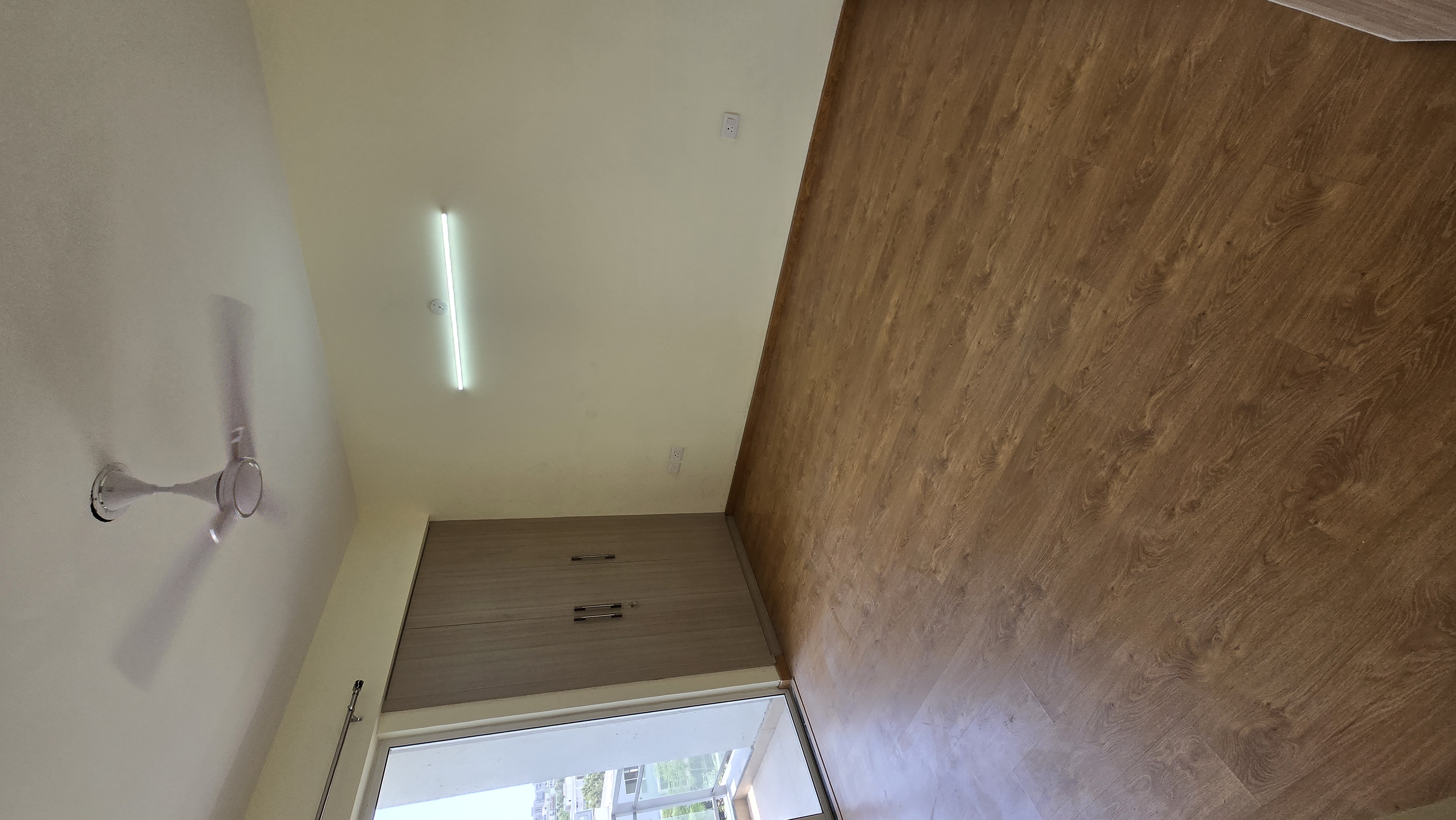 4 BHK + Servant Room Apartment For Sale in Godrej Golf Link Villas