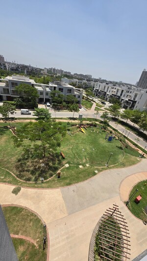 4 BHK Apartment – Garden View at Godrej Golf Link Villas, Sector 27 Yamuna Expressway - for Sale