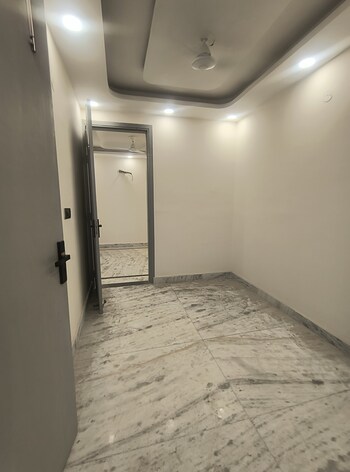 2 BHK Builder Floor for Rent in Govindpuri, Delhi