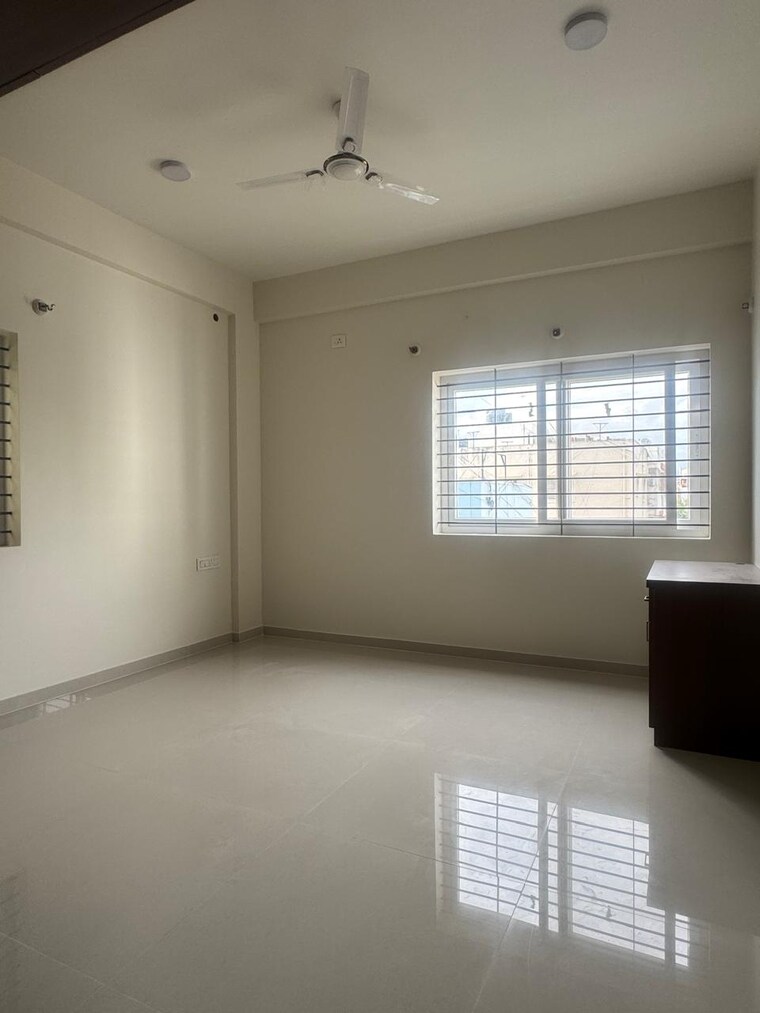 Room, hsr layout sector 3 3.5 Bedroom 2100 Sq.Ft. Builder Floor In Hsr Layout Sector 3 Bangalore 10418359