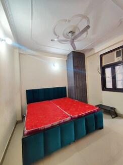 1 BHK + Extra Room,Basement Builder Floor For Rent in Saket