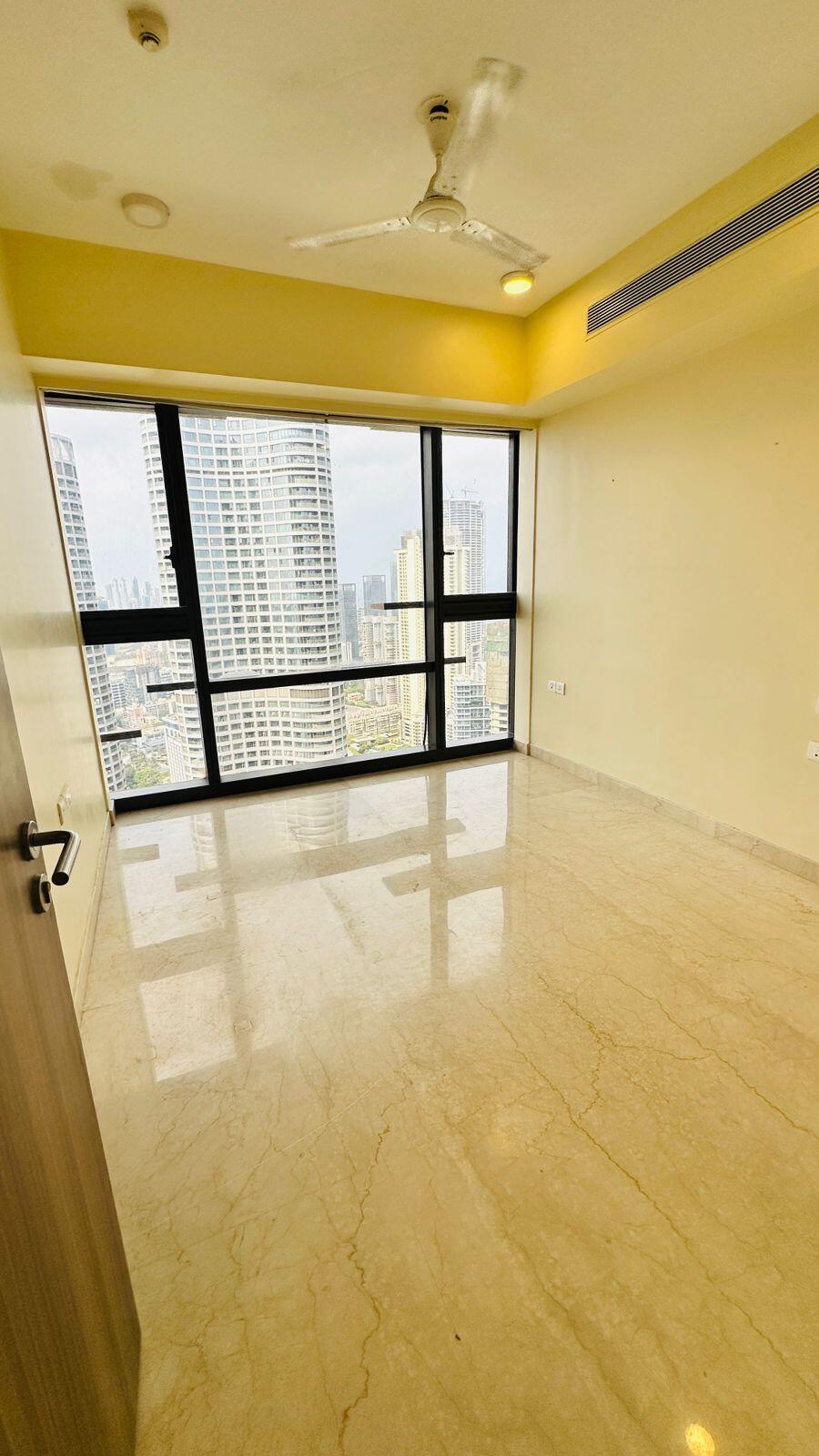 4 BHK + Servant Room,Study Room Apartment For Sale in Lodha Marquise