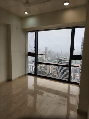 Room in 4 BHK Apartment at Lodha Marquise, Worli – for Sale