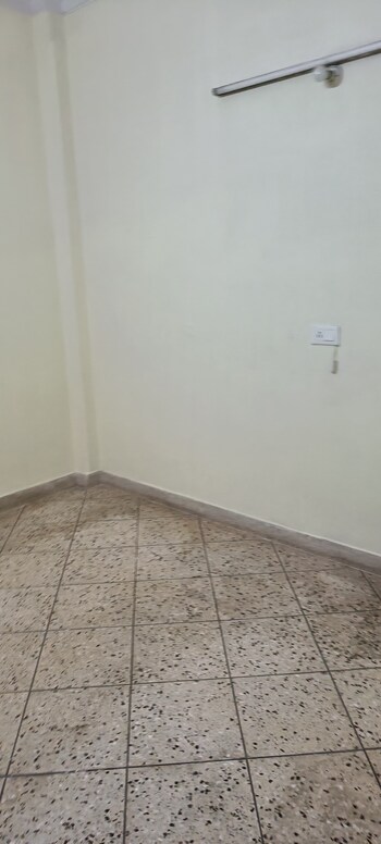1 BHK Builder Floor for Rent in Rohini Sector 7, Delhi