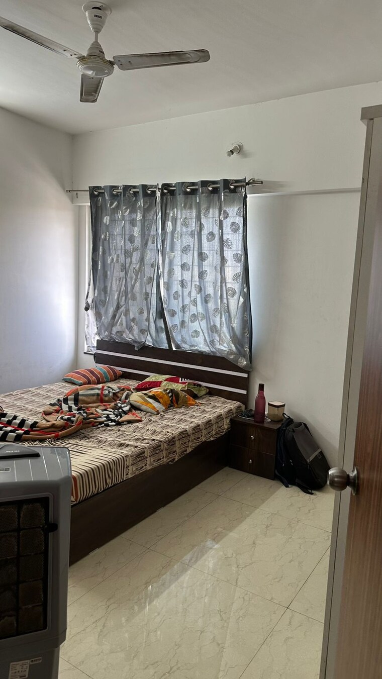 Bedroom, anjali-apartments-karve-nagar 3 Bedroom 1000 Sq.Ft. Apartment In Karve Nagar Pune 10418982