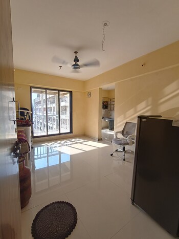 1 BHK Flat for Rent in Shilphata, Thane