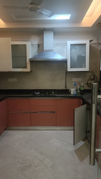 3 BHK Builder Floor for Sale in Geetanjali Enclave, Delhi