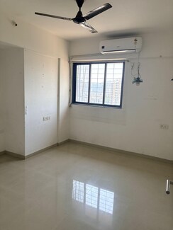 1 BHK Apartment For Rent in Lodha Crown Kolshet