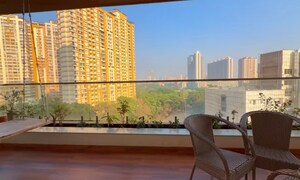 Swimming Pool in 6+ BHK Apartment at Raunak Viraj Tower Thane, Unnathi Gardens – for Sale