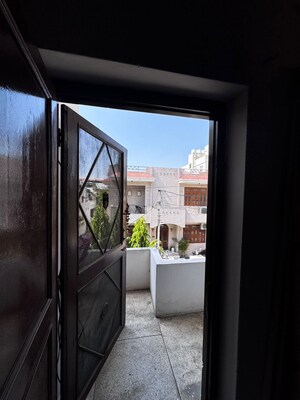 Balcony in 2 BHK Builder Floor at Civil Lines – for Rent