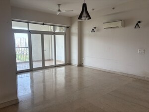 Room in 3 BHK Apartment at Parx Laureate, Sector 108 – for Rent