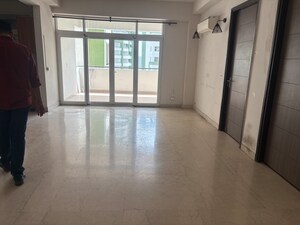 Room in 3 BHK Apartment at Parx Laureate, Sector 108 – for Rent