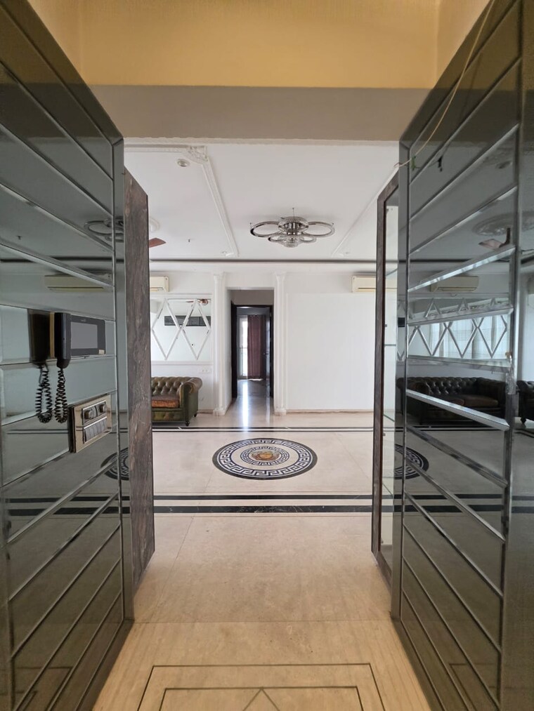 undefined, park-grandeur 3.5 Bedroom 2400 Sq.Ft. Apartment In Baner Pune 10423650