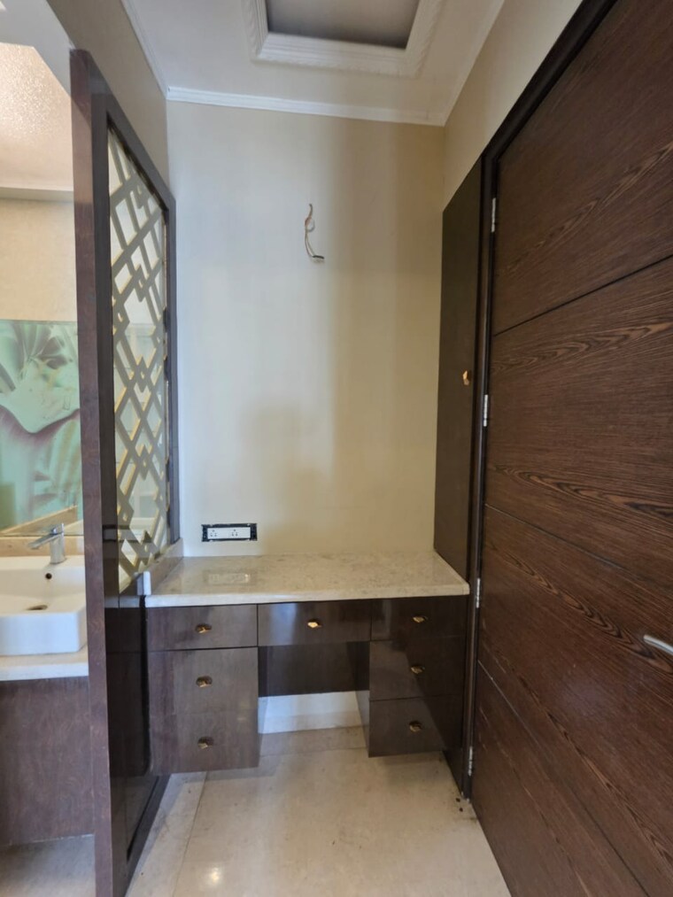 Kitchen, park-grandeur 3.5 Bedroom 2400 Sq.Ft. Apartment In Baner Pune 10423650