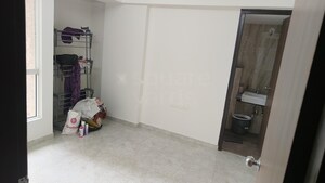 Room in 1 BHK Apartment at Lodha Amara, Kolshet Road – for Rent