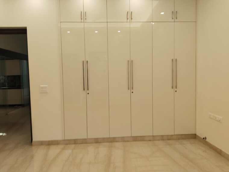 Room, greater kailash ii 3 Bedroom 2100 Sq.Ft. Builder Floor In Greater Kailash ii Delhi 10424905