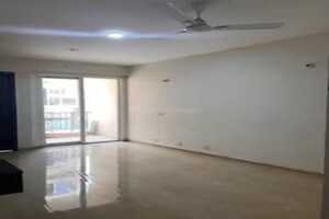 Room in 3 BHK Apartment at Signature Global Park, Sohna Sector 36 – for Sale