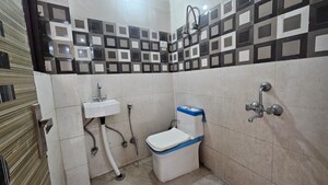 Team Area in 2 BHK Builder Floor at Saket – for Rent