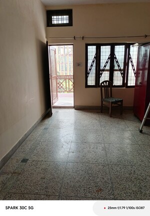 Room in 1 BHK Independent House at Vipul Khand – for Rent