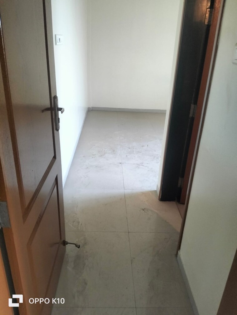 Bathroom, goel-ganga-hill-mist-harmony 3 Bedroom 1550 Sq.Ft. Apartment In Kondhwa Pune 10427341
