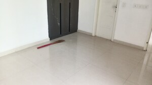 Room in 3 BHK Apartment at Eldeco Live By The Greens, Sector 150 – for Rent