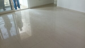 Room in 3 BHK Apartment at Eldeco Live By The Greens, Sector 150 – for Rent