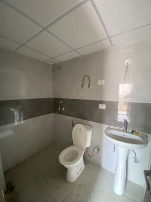 Bathroom in 2.5 BHK Apartment at Elegant Splendour, Tech Zone 4 Greater Noida – for Rent