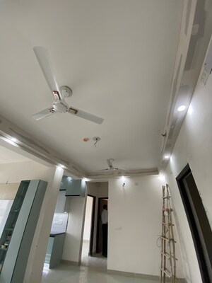 Hall in 2.5 BHK Apartment at Elegant Splendour, Tech Zone 4 Greater Noida – for Rent