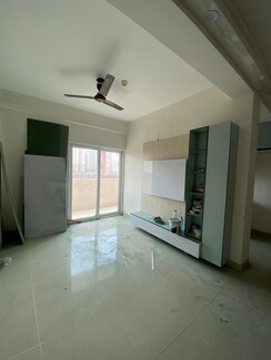 2.5 BHK + Study Room Apartment For Rent in Elegant Splendour