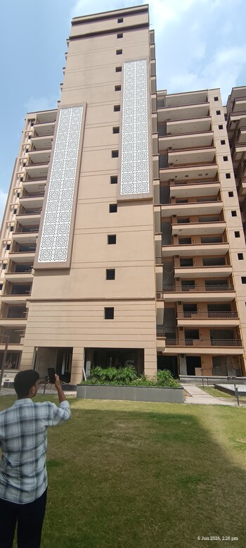 3 BHK Flat for Sale in Sector 41, Faridabad