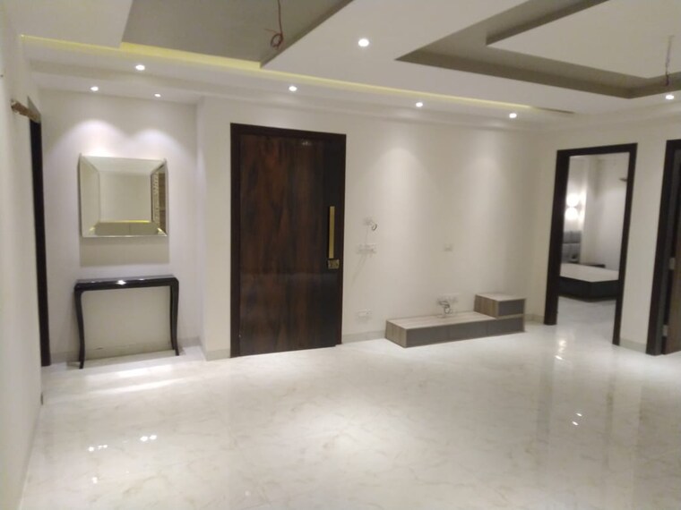 Room, emaar-mgf-emerald-hills 3.5 Bedroom 2700 Sq.Ft. Apartment In Sector 65 Gurgaon 10430240