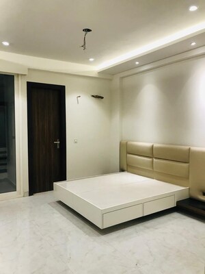 Bedroom in 3.5 BHK Apartment at Emaar MGF Emerald Hills, Sector 65 – for Rent