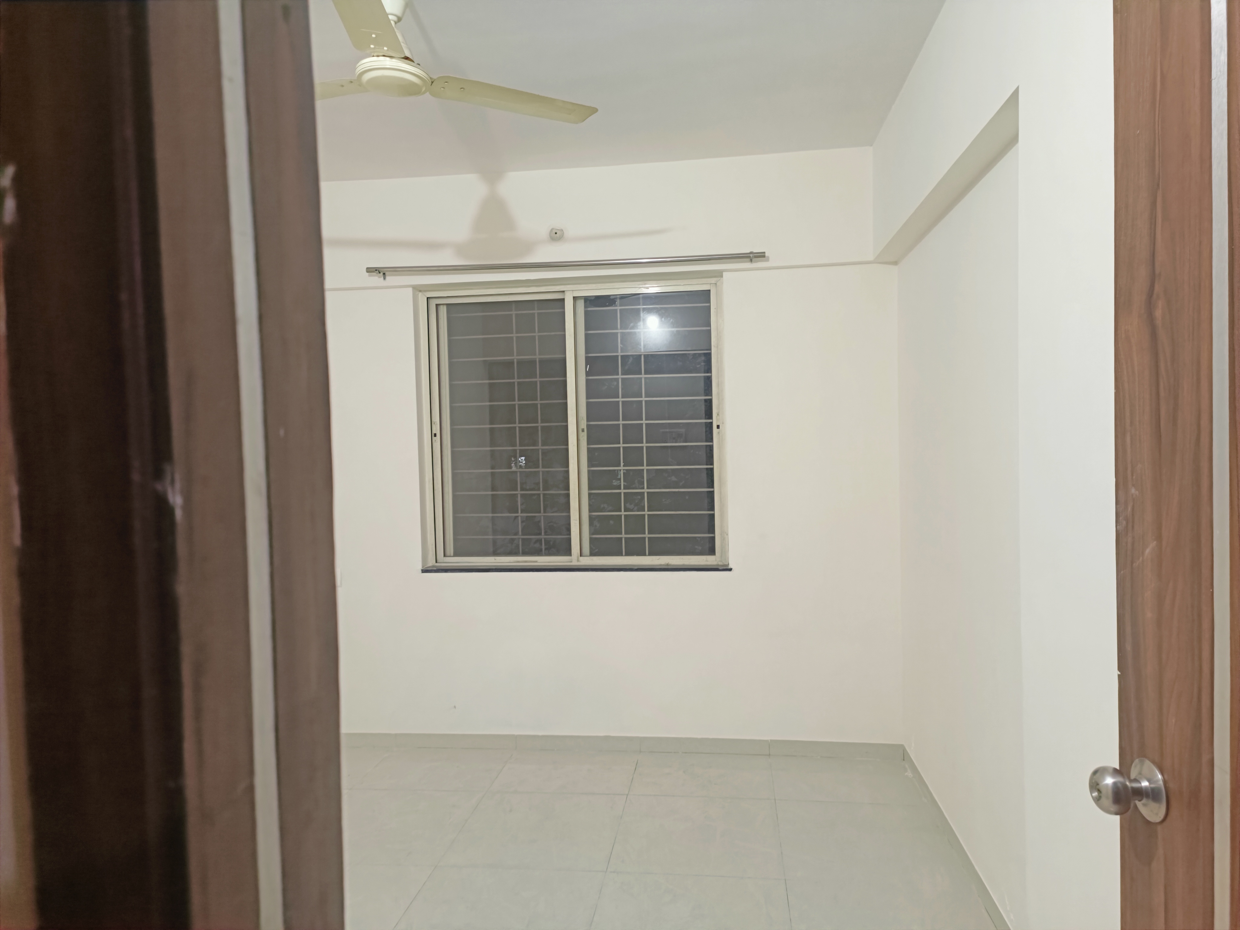 1 BHK + Servant Room,Study Room,Extra Room,Store Room 465 Sq.Ft. Apartment in Silver Silver 9