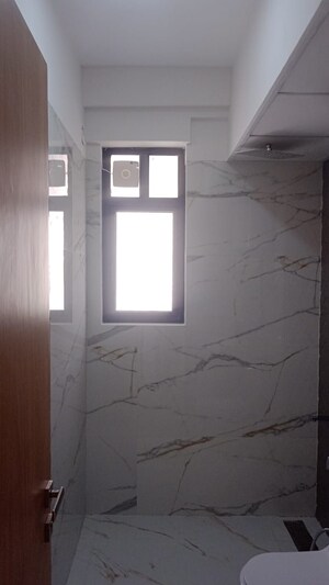 Room in 2 BHK Apartment at M3M Heights, Sector 65 – for Rent