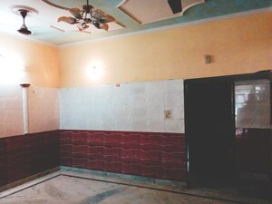 Living Room in 1 BHK Builder Floor at Mukherjee Nagar – for Rent