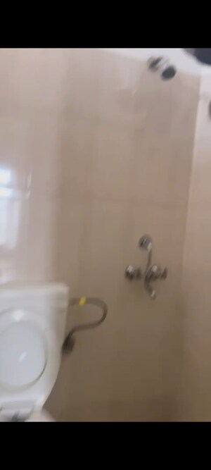 Bathroom in 2 BHK Builder Floor at Sector 44 – for Rent