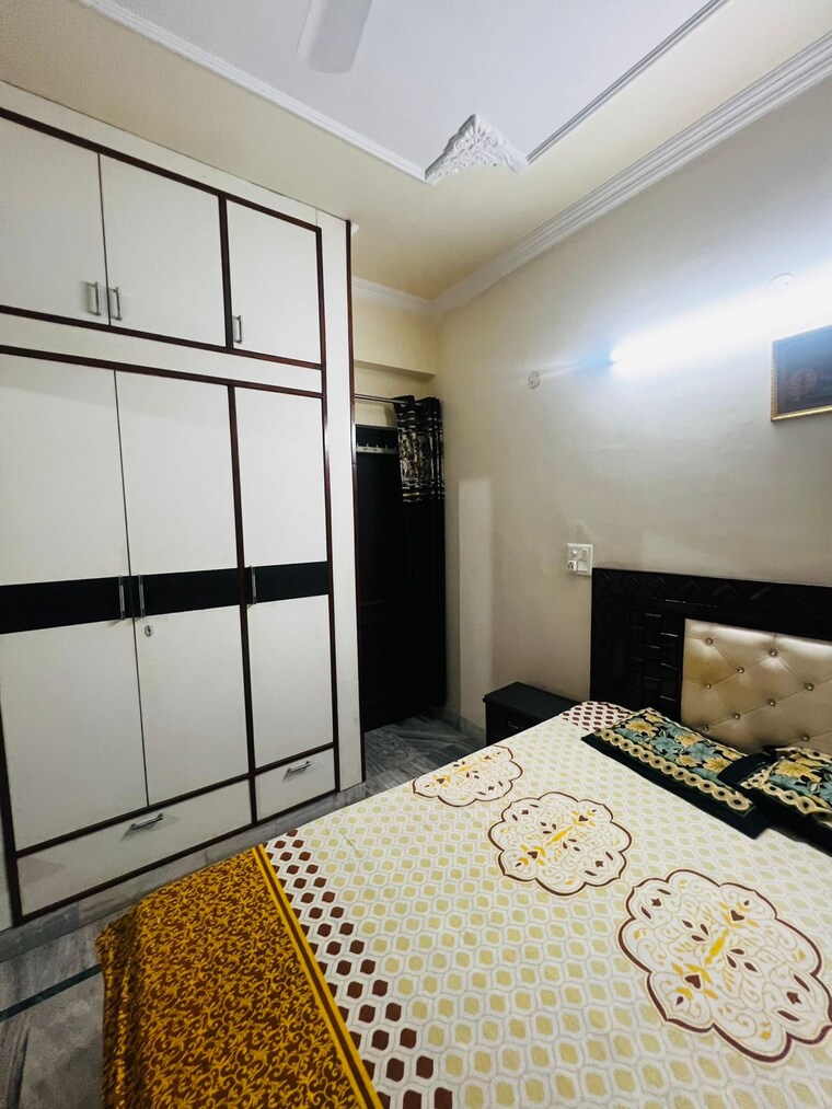 Bedroom, sector 45 3 Bedroom 1500 Sq.Ft. Builder Floor In Sector 45 Chandigarh 10430258