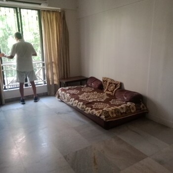 Hiranandani Gardens Canna