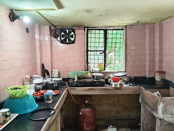 6 BHK House for Sale in Barisha, Kolkata