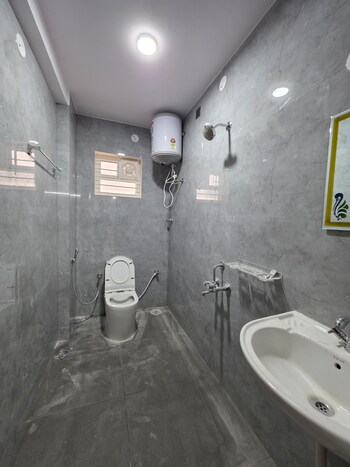 2 BHK Builder Floor for Rent in Harlur, Bangalore
