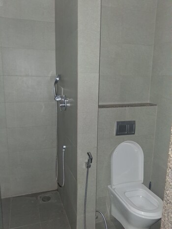 Emaar Emerald Floors Premier