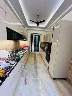 Balcony in 4 BHK Builder Floor at Sector 48 – for Rent