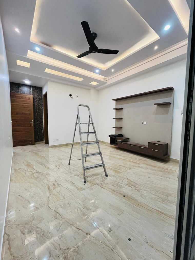 Room, sector 48 4 Bedroom 3249 Sq.Ft. Builder Floor In Sector 48 Gurgaon 10432174