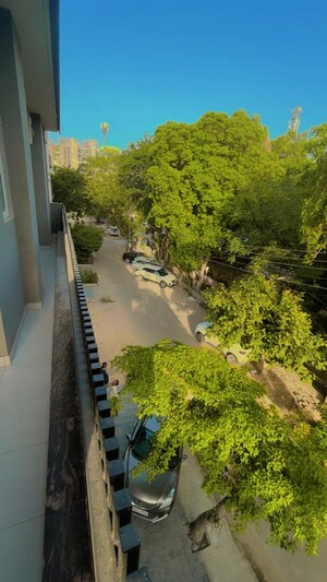 4 BHK Builder Floor – Garden View at Sector 48 - for Rent